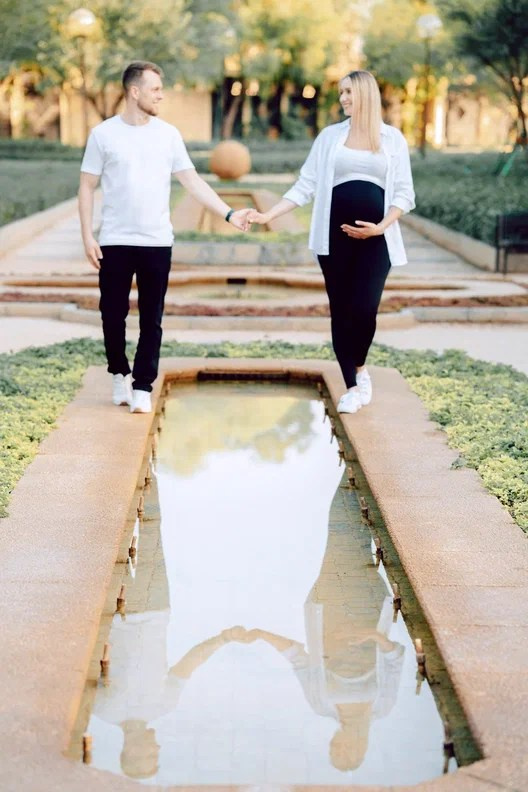 Love Story, Pregnancy. Portrait, Lifestyle and Lovestory photographer in Riyadh