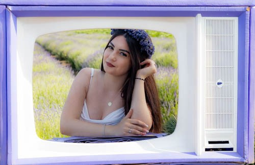 Sedinta foto in lanul de lavanda