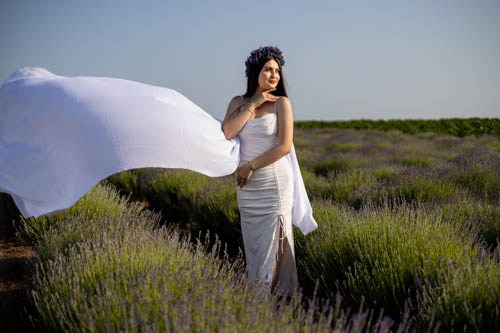 Sedinta foto in lanul de lavanda