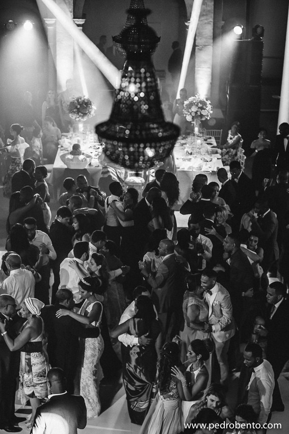 “Welcome To Our Show” — Destination Wedding Lisbon. Rui Mota Pinto Wedding Designer & Planner