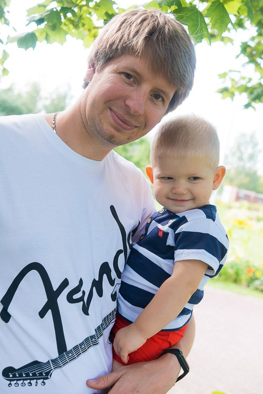 Family photoshoot in the nature, Slovenia. Wedding and Family Photographer in Slovenia