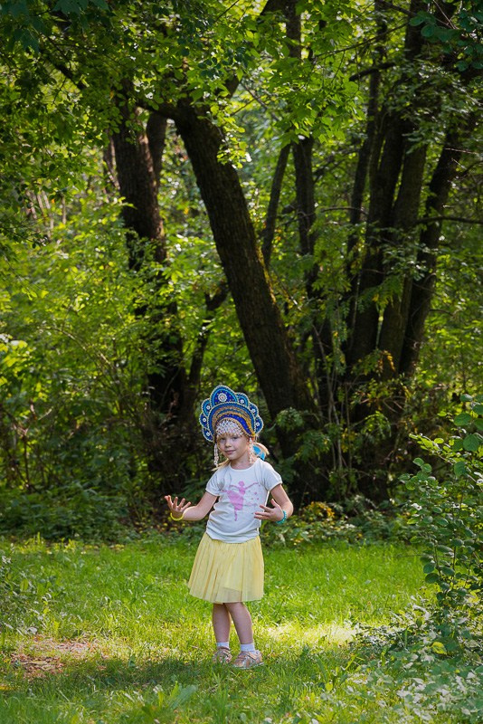 Family photoshoot in the nature, Slovenia. Wedding and Family Photographer in Slovenia