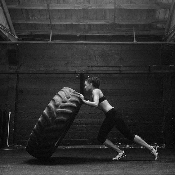 МУСКУЛИСТЫЕ МУЖЧИНЫ