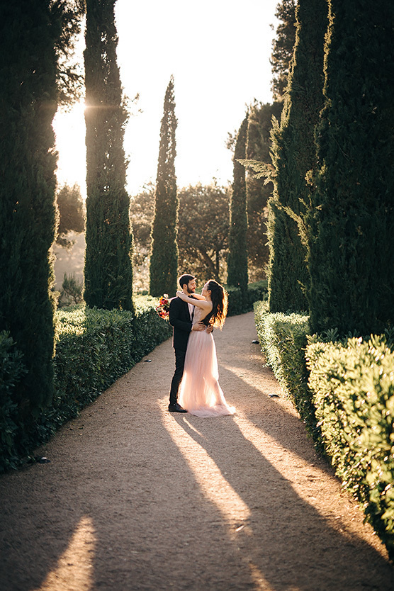 Свадебная фотосессия на берегу южного моря. Свадебный фотограф в Риге Юрий Кор