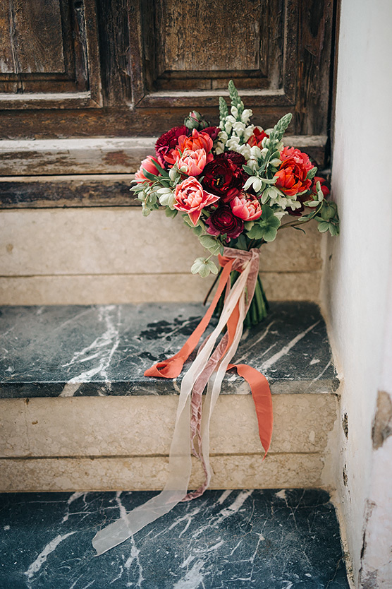 Свадебная фотосессия на берегу южного моря. Свадебный фотограф в Риге Юрий Кор