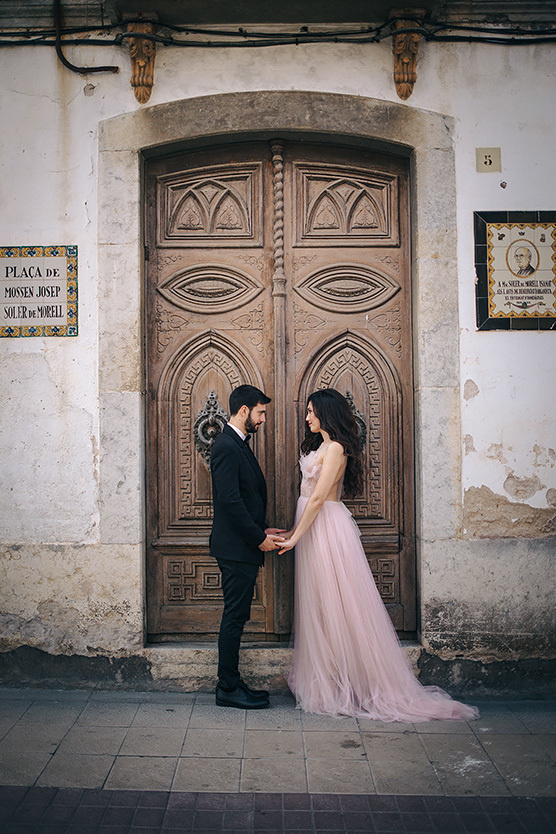 Свадебная фотосессия на берегу южного моря. Свадебный фотограф в Риге Юрий Кор