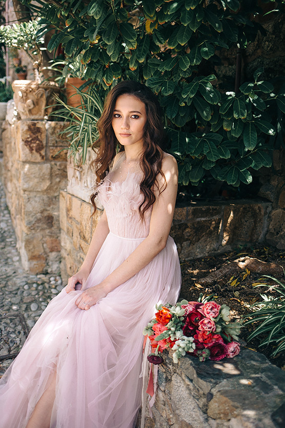 Свадебная фотосессия на берегу южного моря. Свадебный фотограф в Риге Юрий Кор