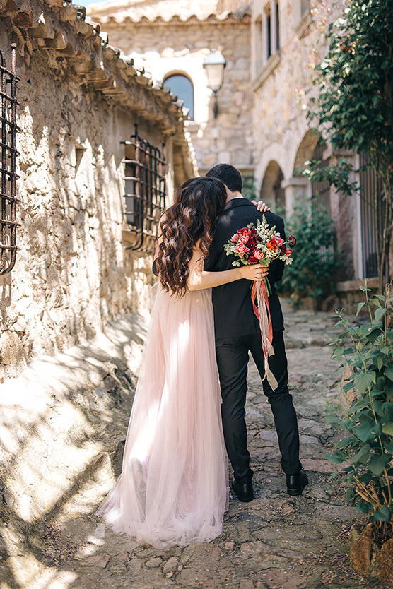 Свадебная фотосессия на берегу южного моря. Свадебный фотограф в Риге Юрий Кор