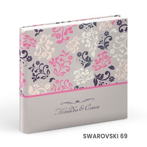 - Copertă delicată pentru album de botez cu tematică copilărie  - Model vesel de copertă album foto botez pentru fetiță/băiețel  - Album de botez cu copertă personalizată și design elegant  - Copertă colorată și jucăușă pentru albumele de botez.alinofotostudio,fotograf Botoșani ,fotograf Iași,fotograf Suceava ,Alin chirila fotograf, album botez, Photobook , servicii fotobotez,servicii foto video botez ,- Copertă elegantă pentru album de nuntă din piele albă  - Model rafinat de copertă album foto nuntă personalizat  - Copertă premium pentru album foto de nuntă – design clasic  - Album de nuntă cu copertă din materiale fine și detalii de lux.Colectia Swarovski.   Celebrele cristale Swarovski asezate cu inspiratie pe linii grafice rafinate dau strãlucire si stil invitatiei de a deschide un album de referintã.