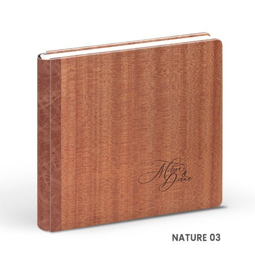 - Copertă delicată pentru album de botez cu tematică copilărie  - Model vesel de copertă album foto botez pentru fetiță/băiețel  - Album de botez cu copertă personalizată și design elegant  - Copertă colorată și jucăușă pentru albumele de botez.alinofotostudio,fotograf Botoșani ,fotograf Iași,fotograf Suceava ,Alin chirila fotograf, album botez, Photobook , servicii fotobotez,servicii foto video botez ,- Copertă elegantă pentru album de nuntă din piele albă  - Model rafinat de copertă album foto nuntă personalizat  - Copertă premium pentru album foto de nuntă – design clasic  - Album de nuntă cu copertă din materiale fine și detalii de lux