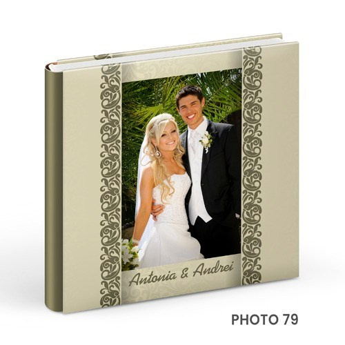 - Copertă delicată pentru album de botez cu tematică copilărie  - Model vesel de copertă album foto botez pentru fetiță/băiețel  - Album de botez cu copertă personalizată și design elegant  - Copertă colorată și jucăușă pentru albumele de botez.alinofotostudio,fotograf Botoșani ,fotograf Iași,fotograf Suceava ,Alin chirila fotograf, album botez, Photobook , servicii fotobotez,servicii foto video botez ,- Copertă elegantă pentru album de nuntă din piele albă  - Model rafinat de copertă album foto nuntă personalizat  - Copertă premium pentru album foto de nuntă – design clasic  - Album de nuntă cu copertă din materiale fine și detalii de lux.Colectia Swarovski.   Celebrele cristale Swarovski asezate cu inspiratie pe linii grafice rafinate dau strãlucire si stil invitatiei de a deschide un album de referintã.Colectia Elite.   Impresionat înainte de a deschide albumul. Imagine si decor imprimate de înaltã calitate pe coperta din piele ecologicã.Colectia Photo.   Aceastã colectie dã o idee clarã asupra continutului prin acoperirea copertii cu modele creative pe hârtie foto înfoliate pentru rezistentã în timp si pentru a fi foarte plãcute la atingere.