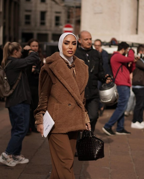 Just Fatema. Julia Di |Fashion streetstyle photographer|videomaker in Milan & Paris