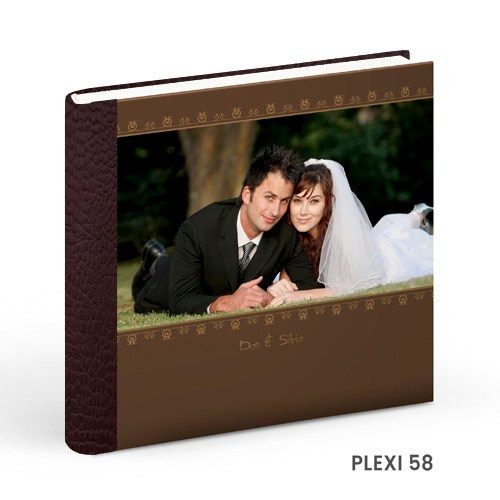 - Copertă delicată pentru album de botez cu tematică copilărie  - Model vesel de copertă album foto botez pentru fetiță/băiețel  - Album de botez cu copertă personalizată și design elegant  - Copertă colorată și jucăușă pentru albumele de botez.alinofotostudio,fotograf Botoșani ,fotograf Iași,fotograf Suceava ,Alin chirila fotograf, album botez, Photobook , servicii fotobotez,servicii foto video botez ,- Copertă elegantă pentru album de nuntă din piele albă  - Model rafinat de copertă album foto nuntă personalizat  - Copertă premium pentru album foto de nuntă – design clasic  - Album de nuntă cu copertă din materiale fine și detalii de lux