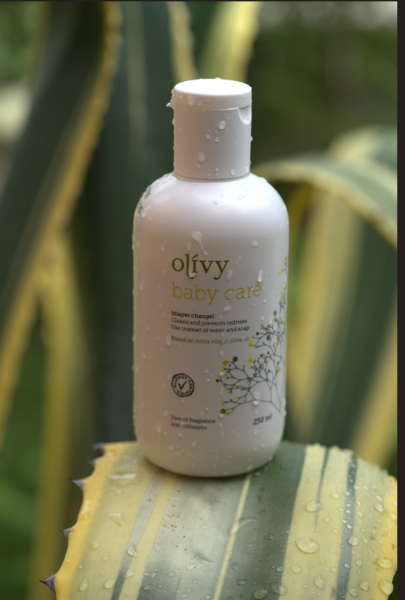 UGC for Brands. Bébé Newborn Photographer in Copenhagen