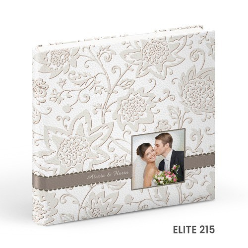 - Copertă delicată pentru album de botez cu tematică copilărie  - Model vesel de copertă album foto botez pentru fetiță/băiețel  - Album de botez cu copertă personalizată și design elegant  - Copertă colorată și jucăușă pentru albumele de botez.alinofotostudio,fotograf Botoșani ,fotograf Iași,fotograf Suceava ,Alin chirila fotograf, album botez, Photobook , servicii fotobotez,servicii foto video botez ,- Copertă elegantă pentru album de nuntă din piele albă  - Model rafinat de copertă album foto nuntă personalizat  - Copertă premium pentru album foto de nuntă – design clasic  - Album de nuntă cu copertă din materiale fine și detalii de lux.Colectia Swarovski.   Celebrele cristale Swarovski asezate cu inspiratie pe linii grafice rafinate dau strãlucire si stil invitatiei de a deschide un album de referintã.Colectia Elite.   Impresionat înainte de a deschide albumul. Imagine si decor imprimate de înaltã calitate pe coperta din piele ecologicã.