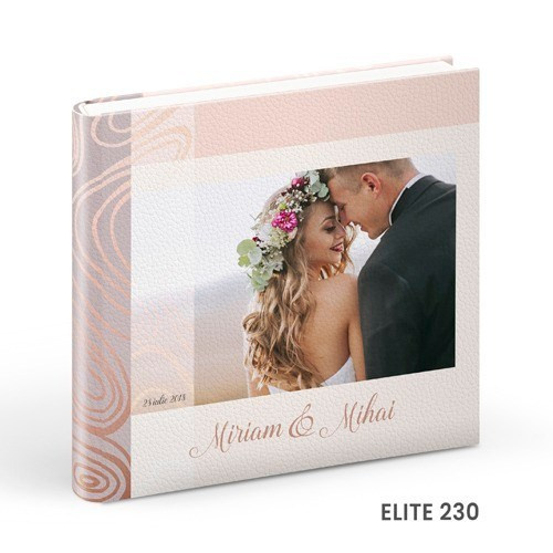 - Copertă delicată pentru album de botez cu tematică copilărie  - Model vesel de copertă album foto botez pentru fetiță/băiețel  - Album de botez cu copertă personalizată și design elegant  - Copertă colorată și jucăușă pentru albumele de botez.alinofotostudio,fotograf Botoșani ,fotograf Iași,fotograf Suceava ,Alin chirila fotograf, album botez, Photobook , servicii fotobotez,servicii foto video botez ,- Copertă elegantă pentru album de nuntă din piele albă  - Model rafinat de copertă album foto nuntă personalizat  - Copertă premium pentru album foto de nuntă – design clasic  - Album de nuntă cu copertă din materiale fine și detalii de lux.Colectia Swarovski.   Celebrele cristale Swarovski asezate cu inspiratie pe linii grafice rafinate dau strãlucire si stil invitatiei de a deschide un album de referintã.Colectia Elite.   Impresionat înainte de a deschide albumul. Imagine si decor imprimate de înaltã calitate pe coperta din piele ecologicã.