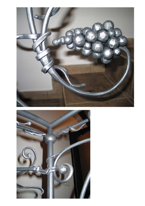 Винтовая лестница в крипту. Скульптор кузнец Мария Тарлецкая