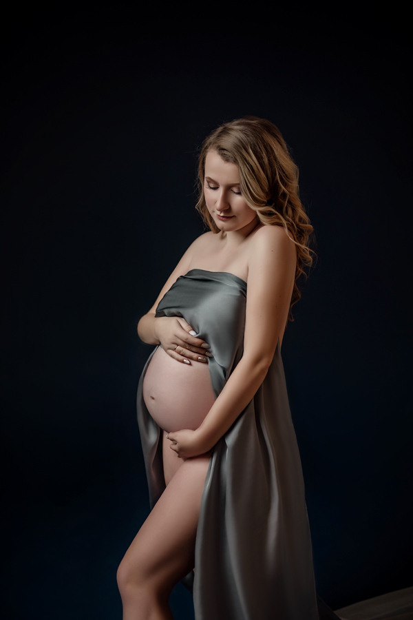 Анонс фотосессии беременности Юлии. Семейный и портретный фотограф в Эстонии Наталья Фрейманис