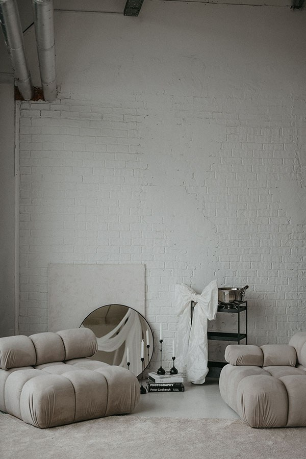 Nuomojamos Fotostudijos Vilniuje. Framed by Evelina | Vestuvių fotografė