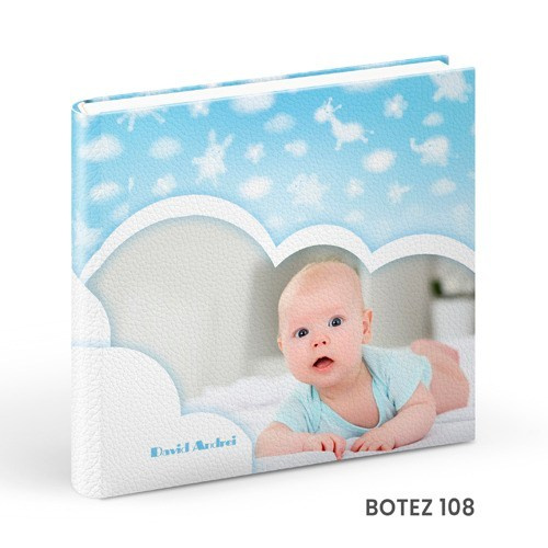 - Copertă delicată pentru album de botez cu tematică copilărie  - Model vesel de copertă album foto botez pentru fetiță/băiețel  - Album de botez cu copertă personalizată și design elegant  - Copertă colorată și jucăușă pentru albumele de botez.alinofotostudio,fotograf Botoșani ,fotograf Iași,fotograf Suceava ,Alin chirila fotograf, album botez, Photobook , servicii fotobotez,servicii foto video botez 