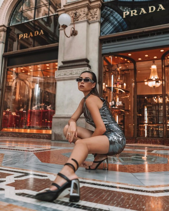 Karina Nigay. Julia Di |Fashion streetstyle photographer|videomaker in Milan & Paris
