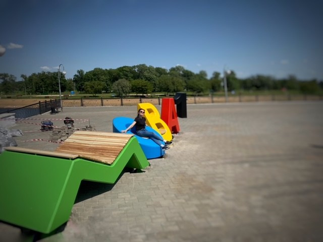 Скульптурные композиции «Мова». В соавторстве с П. Войницким. 2020. Сталь, лазерная резка,сварка. Гродно, Брест, Могилёв, Витебск, Гомель