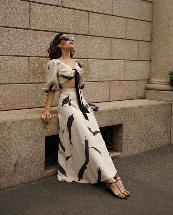 Karina Nigay. Julia Di |Fashion streetstyle photographer|videomaker in Milan & Paris