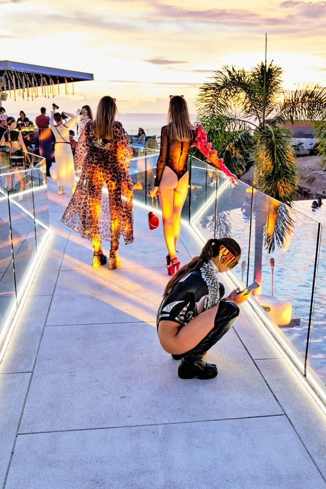 Фотоотчет с фэшн показа. Пхукет. Портретный фотограф Алена Новгородцева