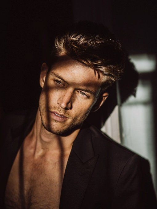 Inspiration for men. Photographer in Seoul Dobrokvashina Natalya