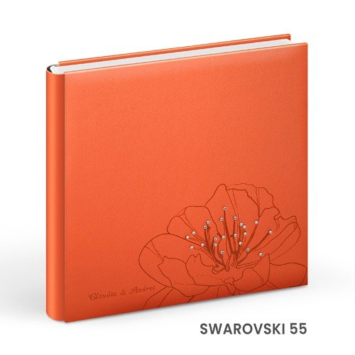 - Copertă delicată pentru album de botez cu tematică copilărie  - Model vesel de copertă album foto botez pentru fetiță/băiețel  - Album de botez cu copertă personalizată și design elegant  - Copertă colorată și jucăușă pentru albumele de botez.alinofotostudio,fotograf Botoșani ,fotograf Iași,fotograf Suceava ,Alin chirila fotograf, album botez, Photobook , servicii fotobotez,servicii foto video botez ,- Copertă elegantă pentru album de nuntă din piele albă  - Model rafinat de copertă album foto nuntă personalizat  - Copertă premium pentru album foto de nuntă – design clasic  - Album de nuntă cu copertă din materiale fine și detalii de lux.Colectia Swarovski.   Celebrele cristale Swarovski asezate cu inspiratie pe linii grafice rafinate dau strãlucire si stil invitatiei de a deschide un album de referintã.Colectia Elite.   Impresionat înainte de a deschide albumul. Imagine si decor imprimate de înaltã calitate pe coperta din piele ecologicã.