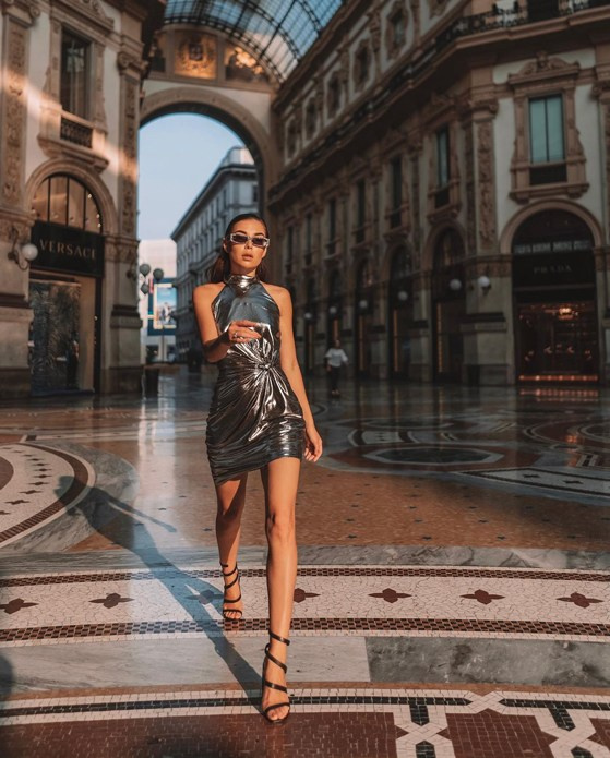 Karina Nigay. Julia Di |Fashion streetstyle photographer|videomaker in Milan & Paris