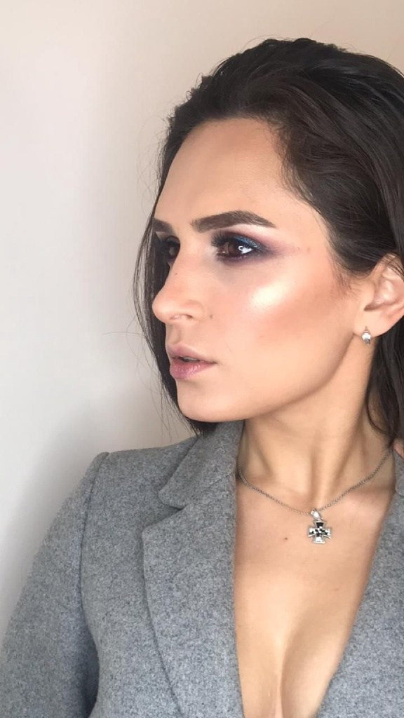 Makeup and hairstyle Tbilisi. Главная