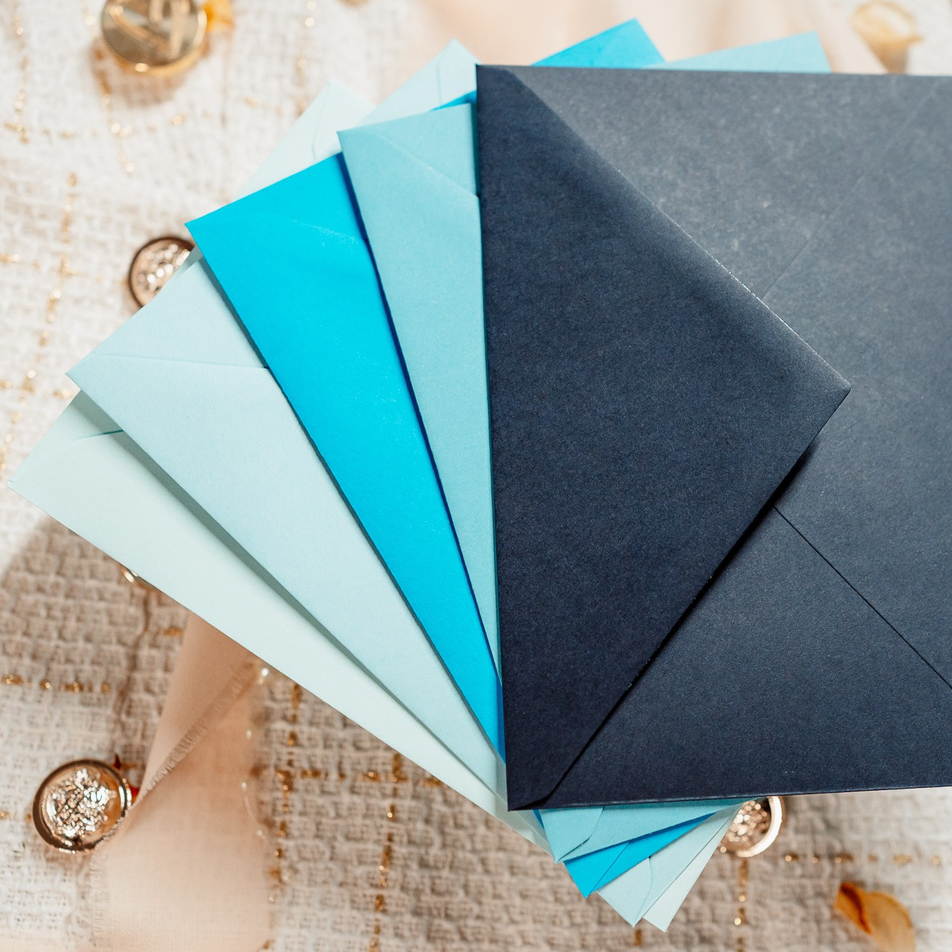 Plicuri. Fotograf Nuntă, Botez și Cununie Civilă în București - Mihai Popa