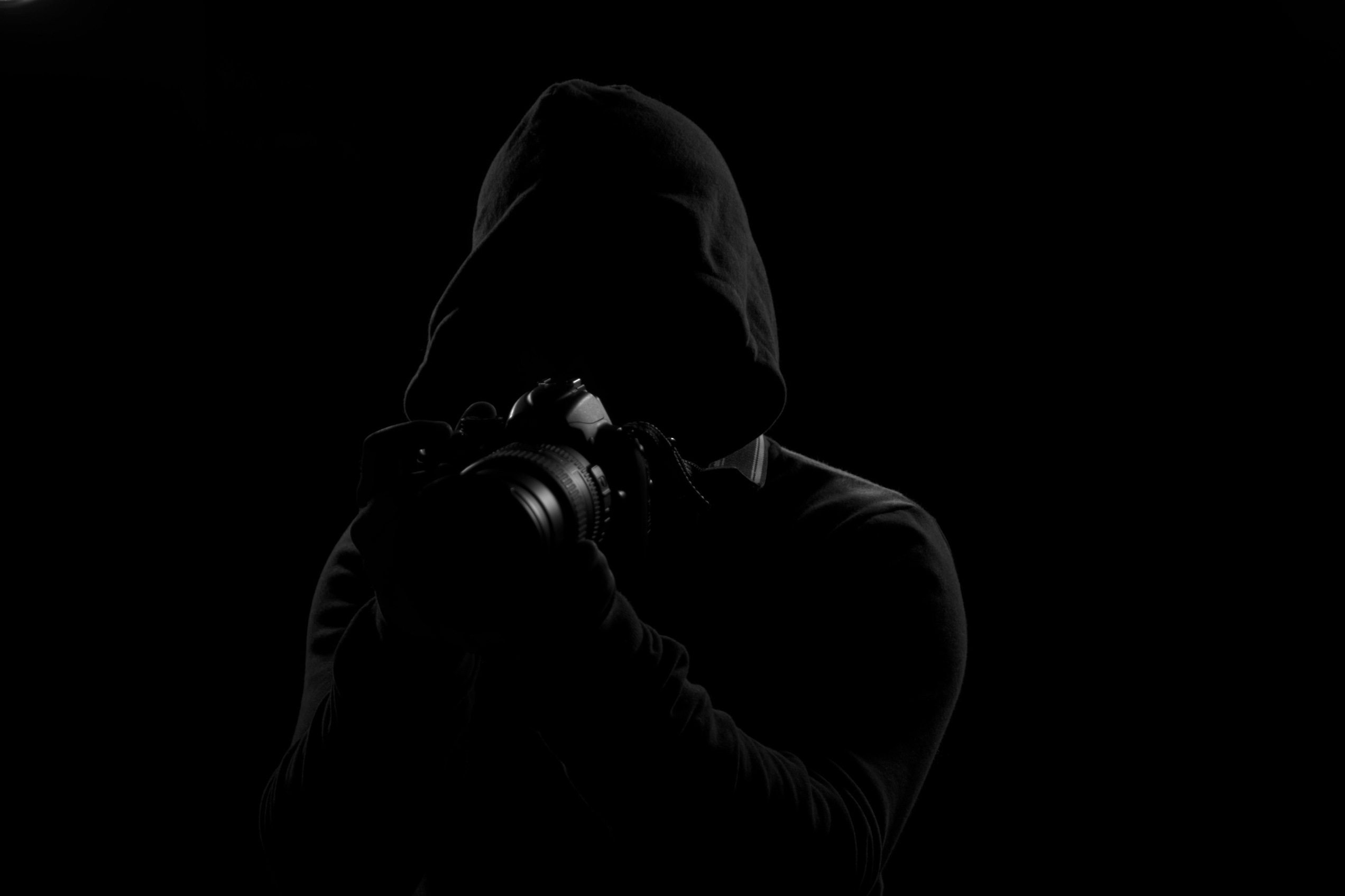 CAFE DEL PHOTO #89 «Рождённые в борделях». Школа Фотографии Романа Рыбалёва. Город Кишинёв, Молдова