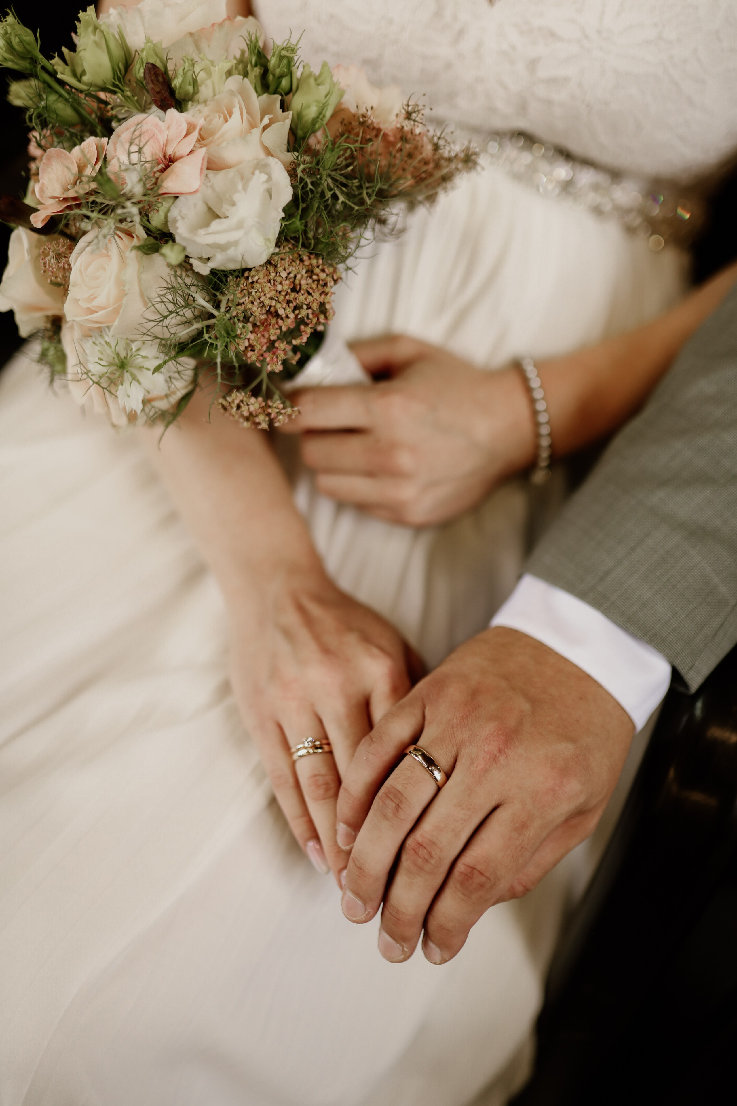 Emotionales Brautpaarporträt in Haßloch– Hochzeitsreportage Pfalz