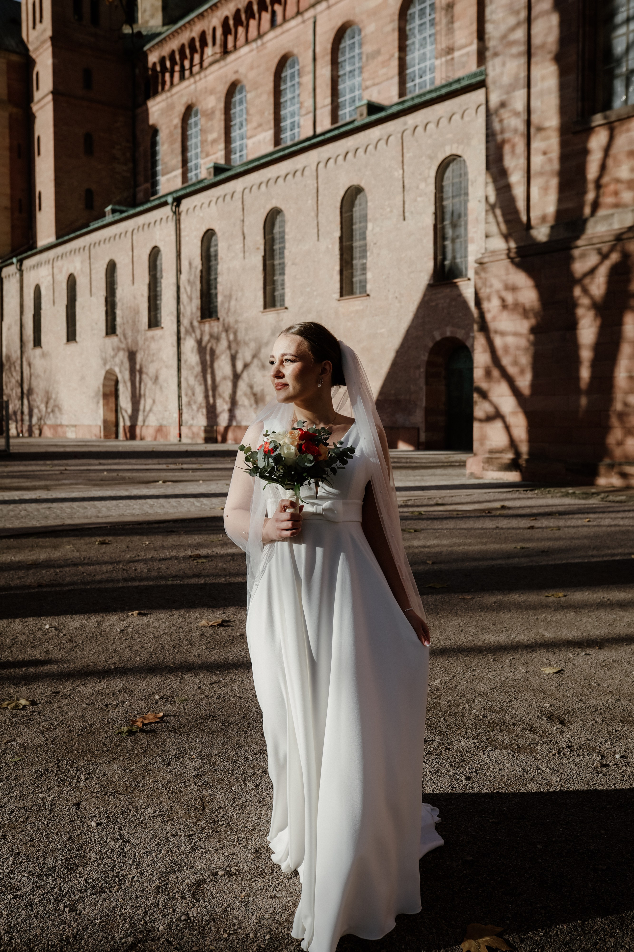 Emotionales Brautpaarporträt in Speyer – Hochzeitsreportage Pfalz