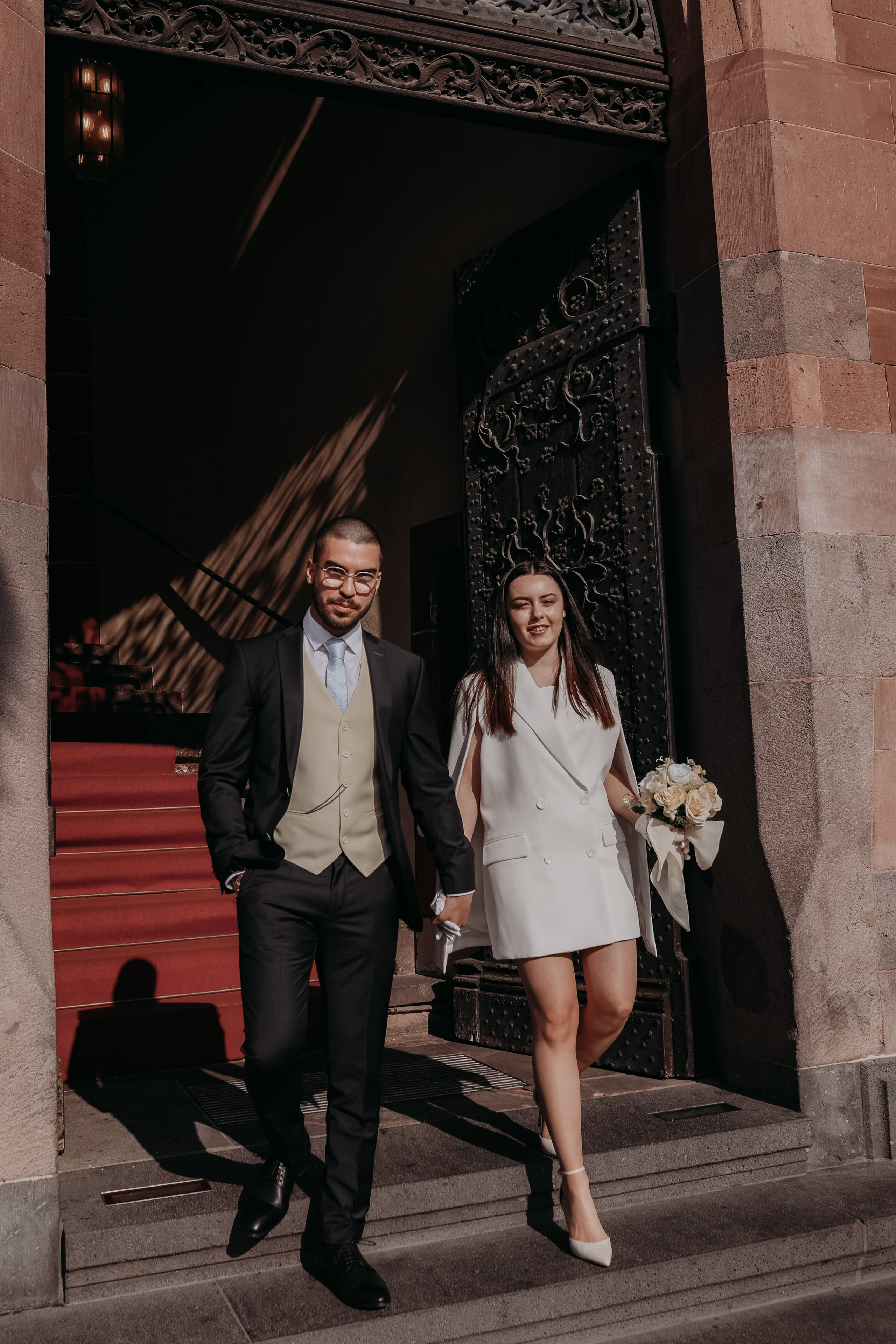 Hochzeitsfotograf Frankfurt am Main – natürliche emotionale Hochzeitsreportage im Frankfurter Römer.