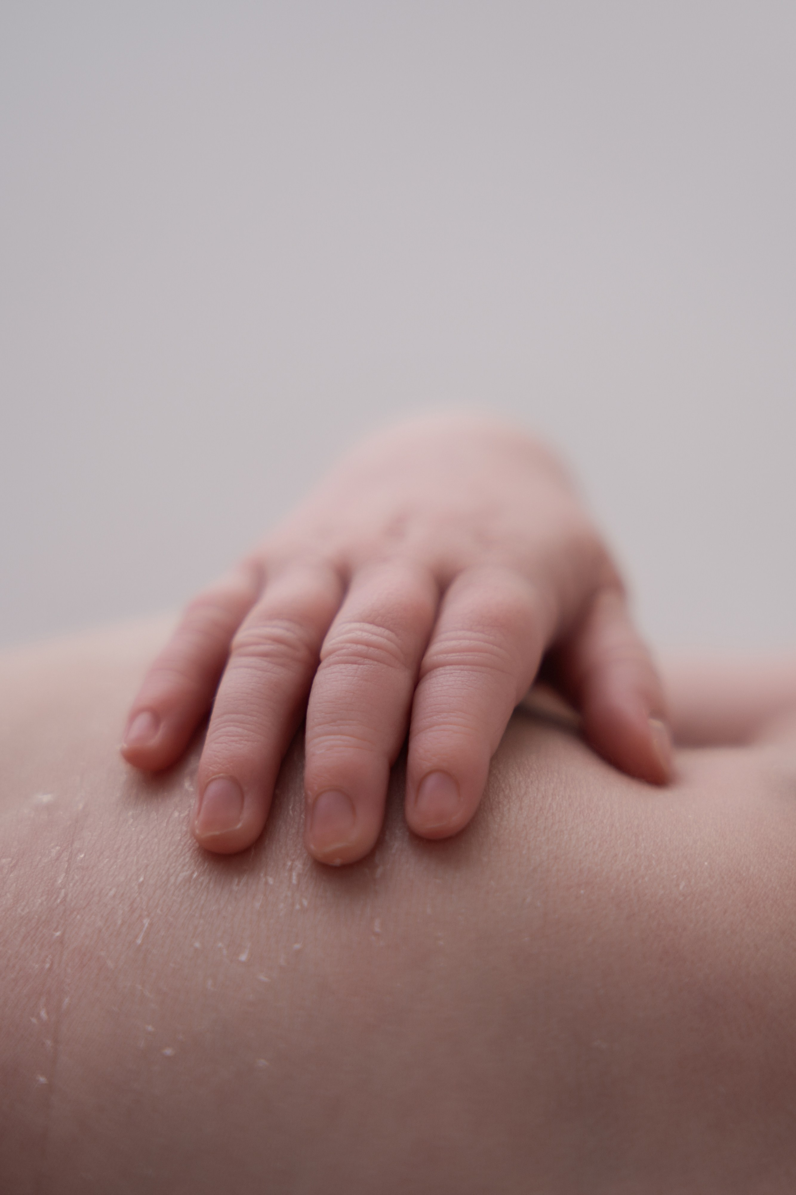 De ce să rezervi o ședință foto pentru nou-născut?. Fotograf maternitate, nou-născuți și familie în Cluj-Napoca | Roxana Rusu