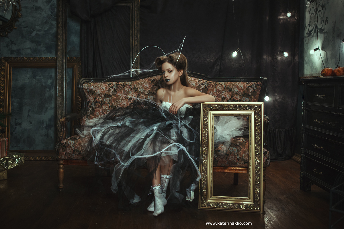 Онлайн обучение. Fotograf Warszawa | Sesje artystyczne i kobiece – Katerina Klio