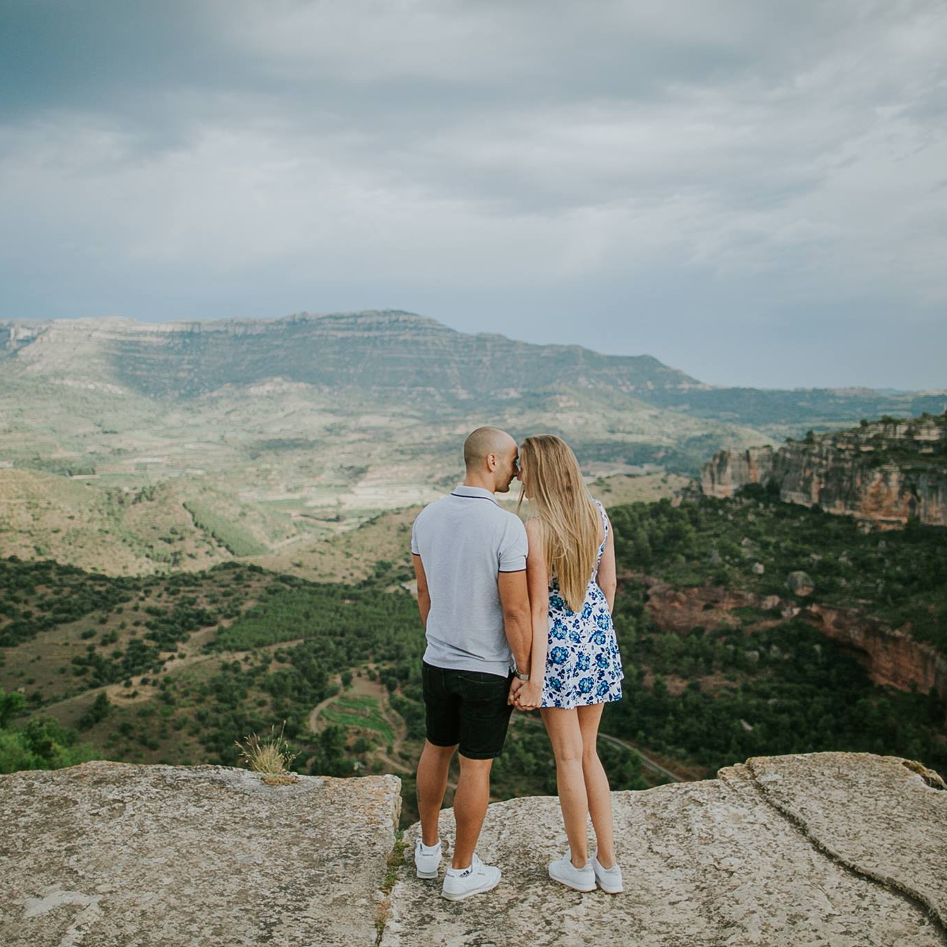 PRICING. Wedding Photographer & Videographer in Barcelona, Europe | Yarets Studio