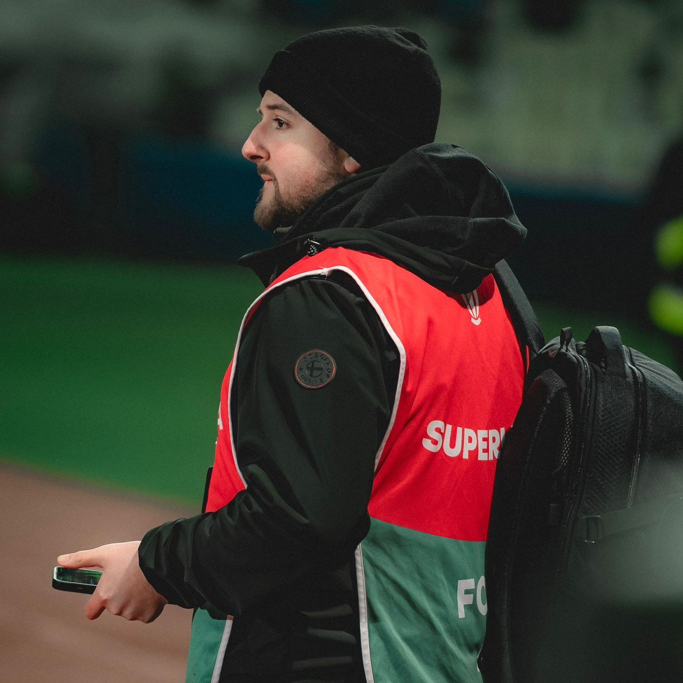 Contact. Alecsandru Braicu — Fotograf Sportiv