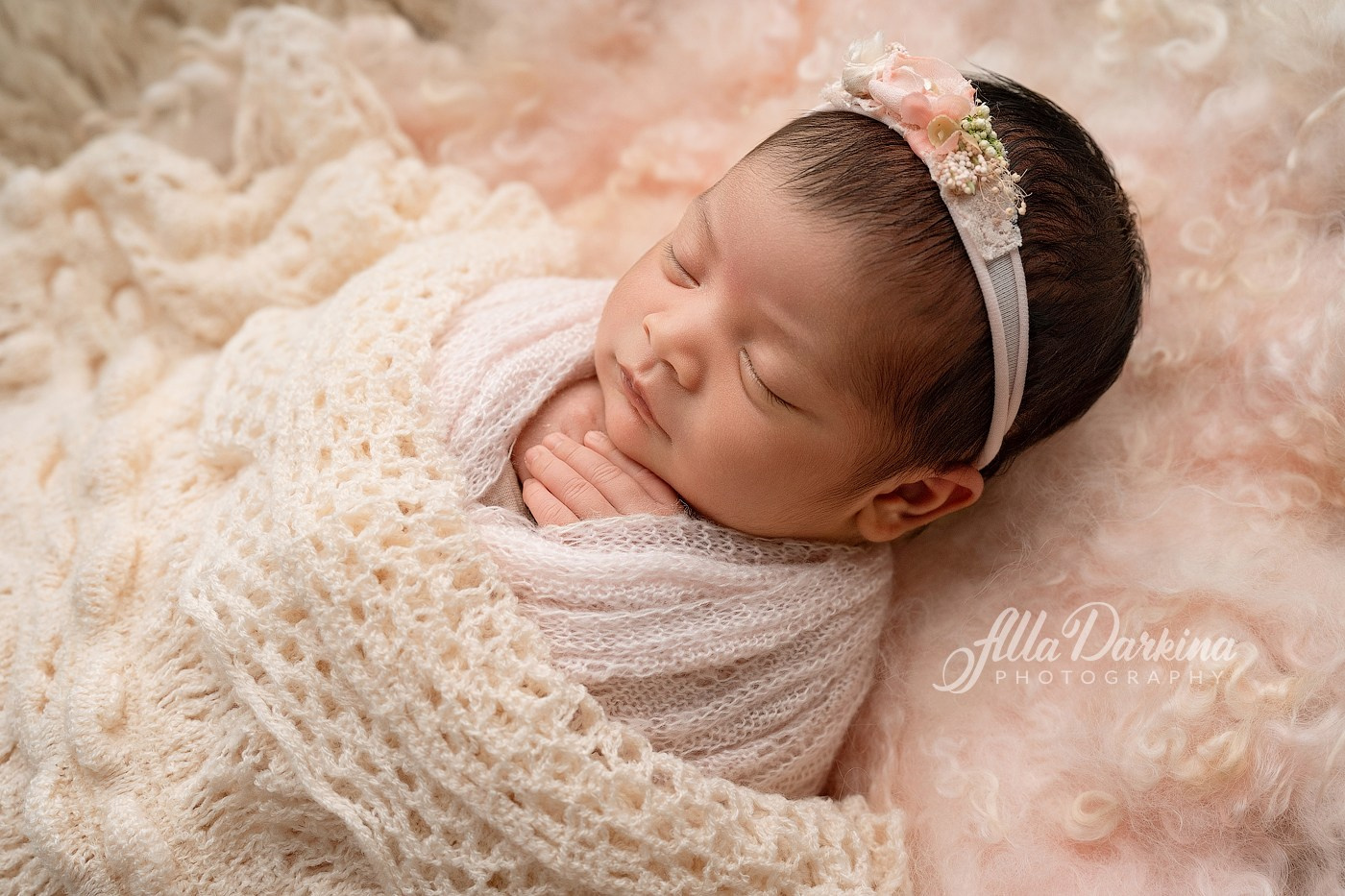 Newborn Photography in Kellyville, Sydney | Beautiful Family & Generational Portraits