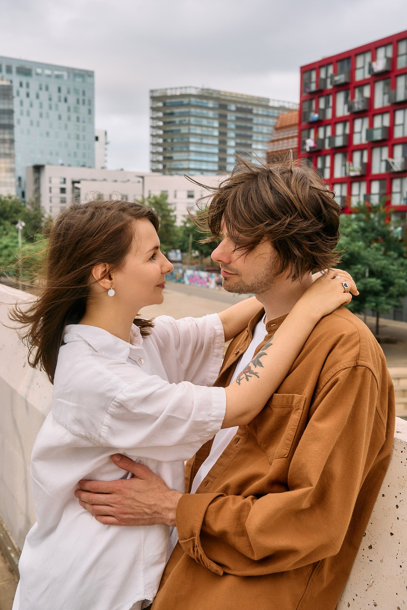 Description of the Glories location for a  love-story or individual photo shoot in Barcelona, examples of photos taken at this  spot. POSTCARD.BCN Photographer Kate in Barcelona. Love-story, family or individual photo shoots