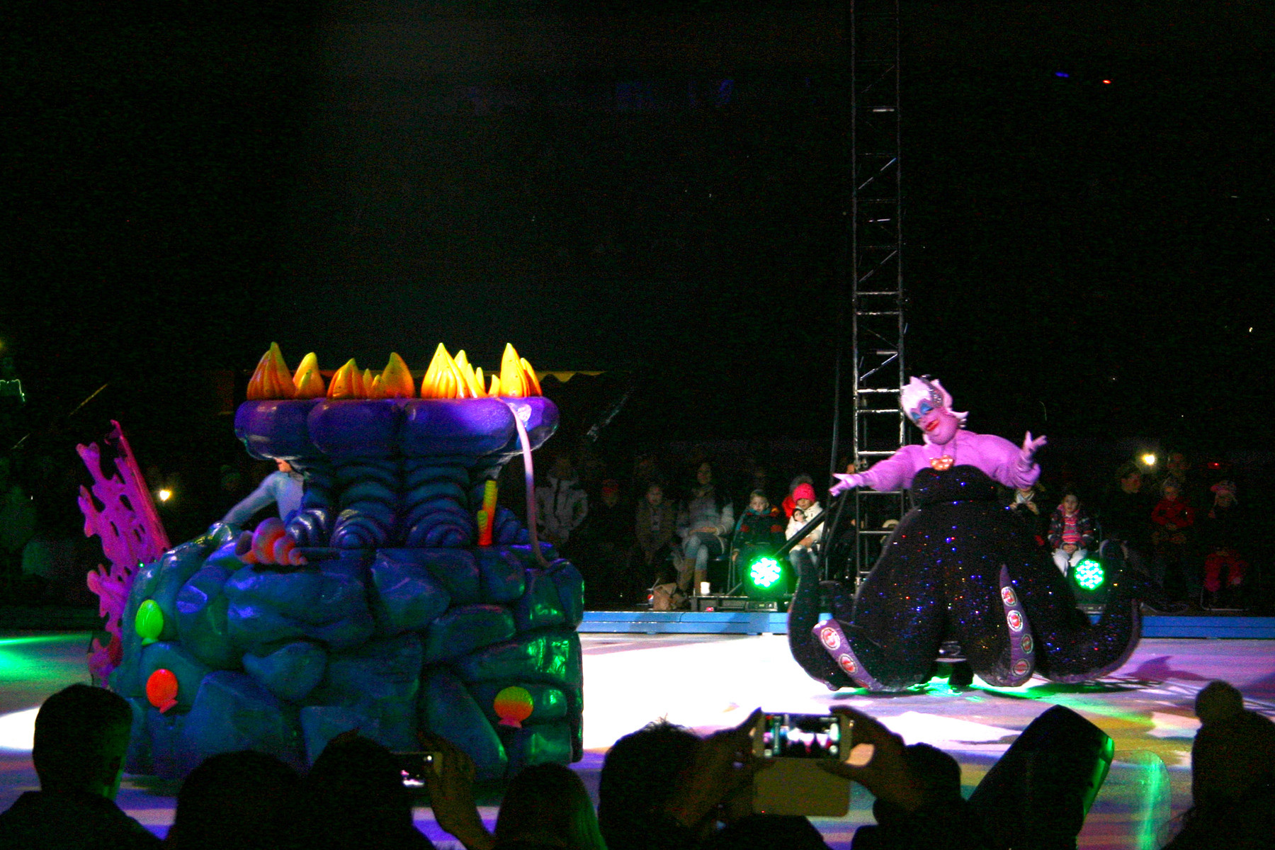 Disney On Ice presents Magical Ice Festival. Kiki-Niki-Cha! Learn, play, and discover with us!