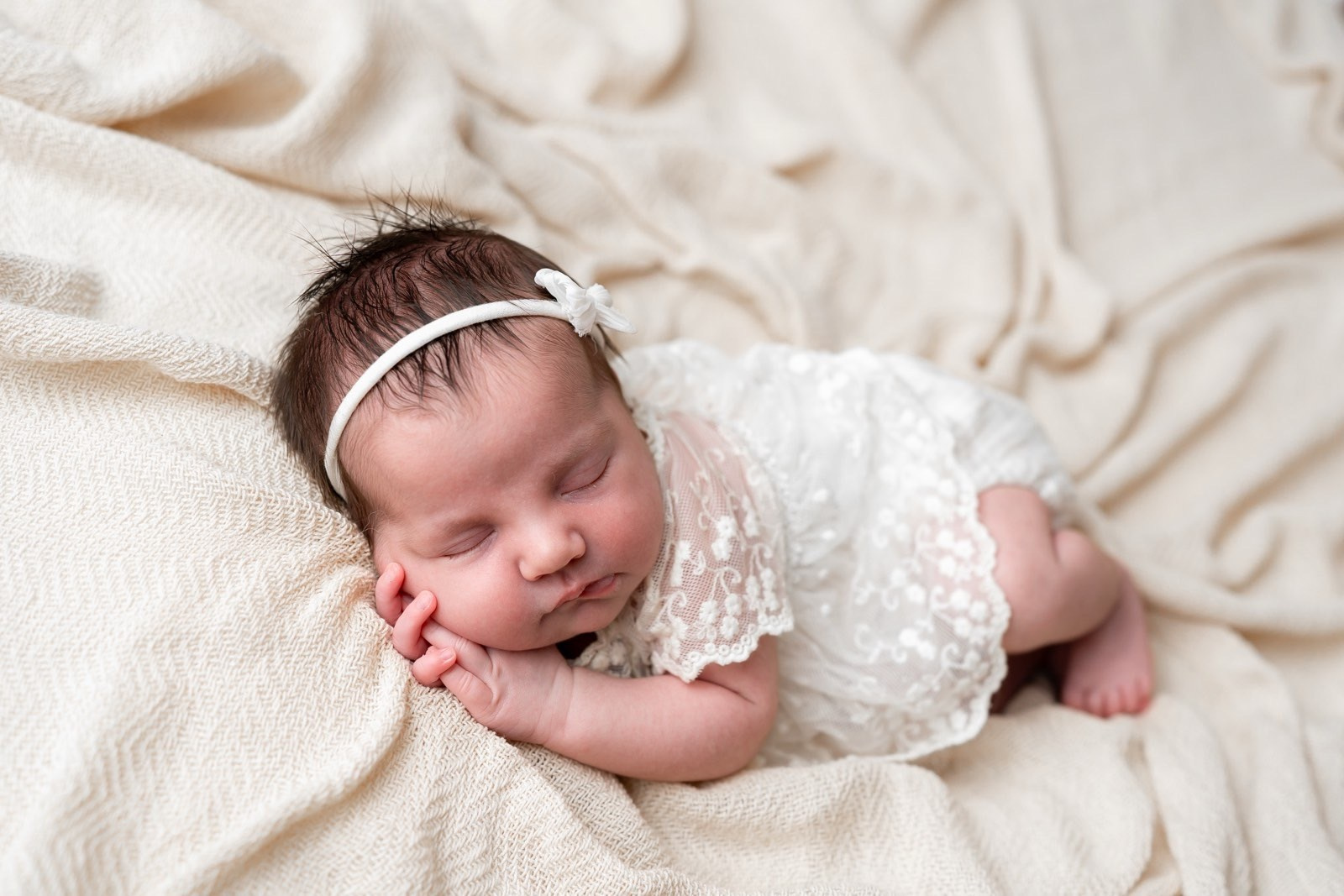 Fotografisanje novorođenčadi, beba, fotograf novorođenčeta u Beogradu. Fotografisanje novorođenčadi, beba, fotograf novorođenčeta u Beogradu