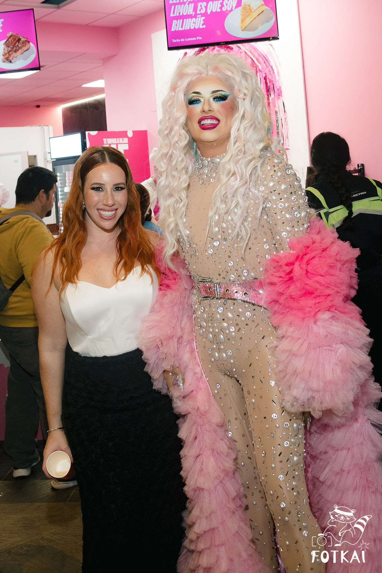 Inauguración de Las Tartas de Julita en La Zenia — fotoreportaje del evento | FOTKAI