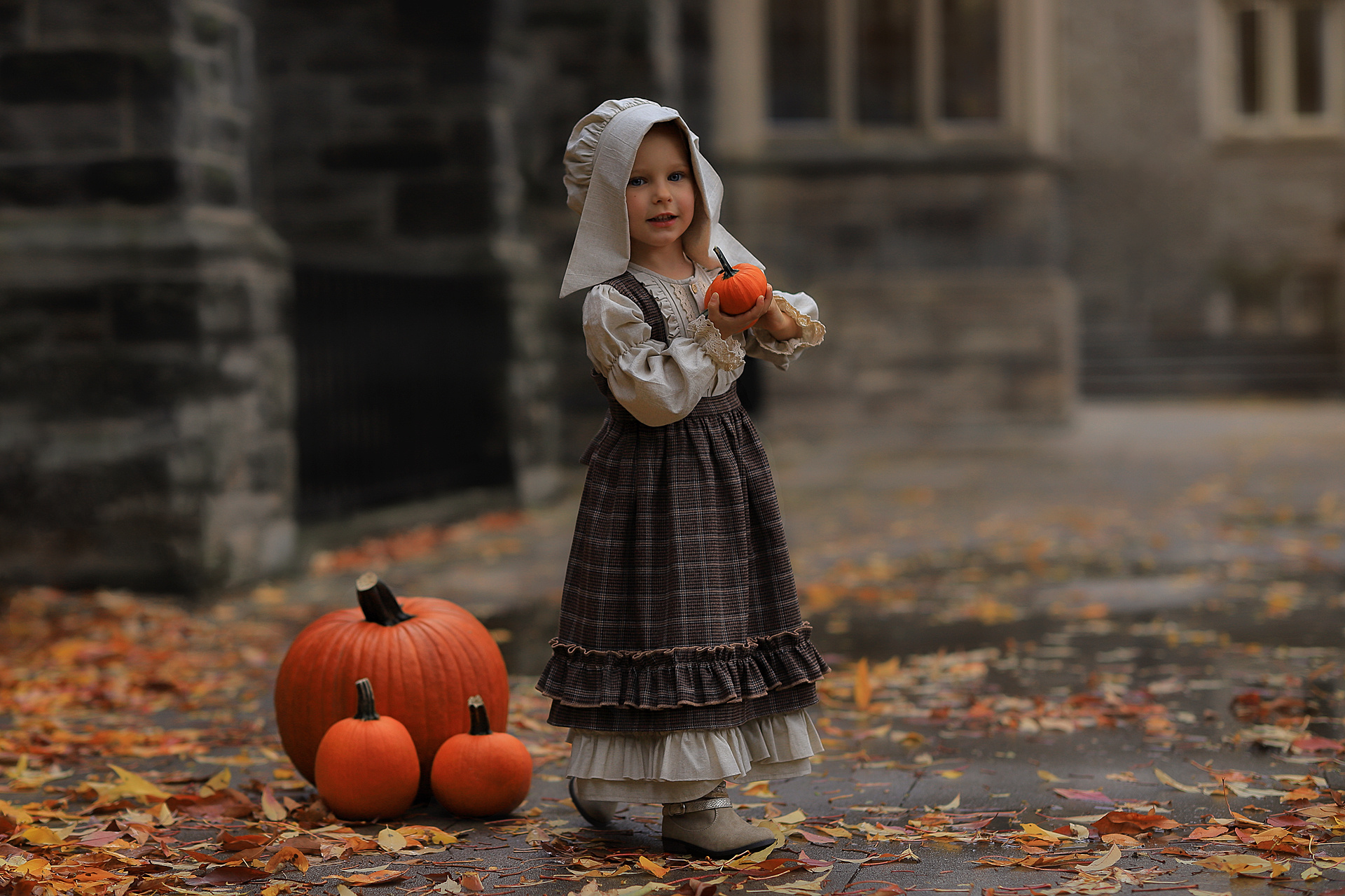 Family, kids and love story photographer in Toronto Marina Kishenko