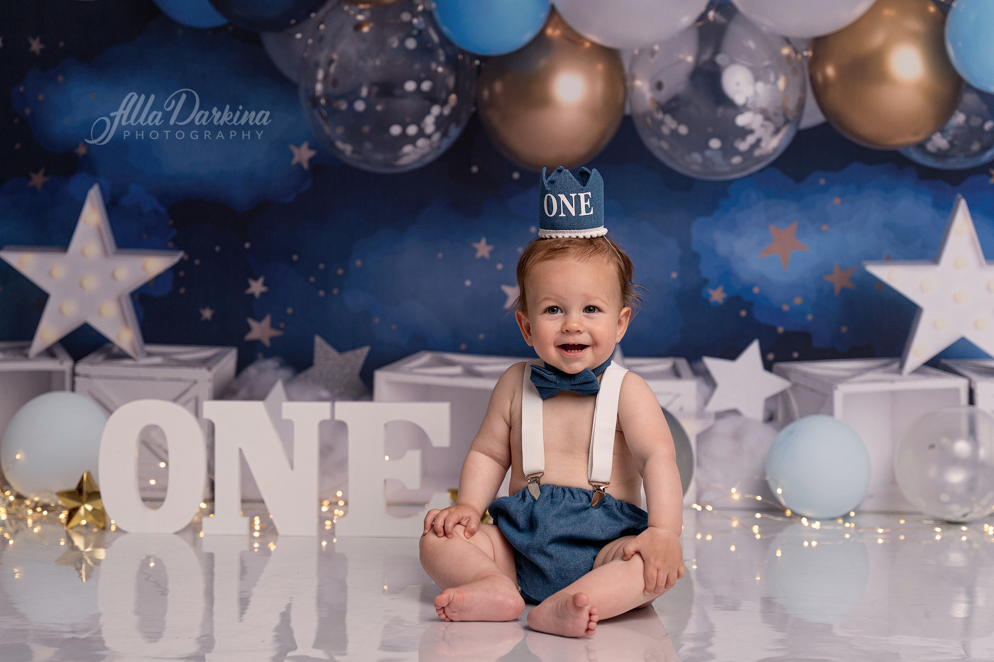 Cake smash session price guide. Newborn and family photographer. Hills District. Sydney