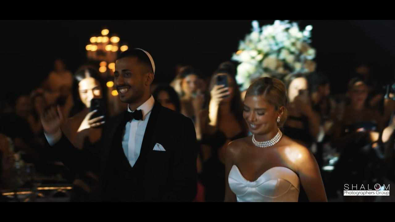 VIA. Wedding and events photographers Studio Shalom