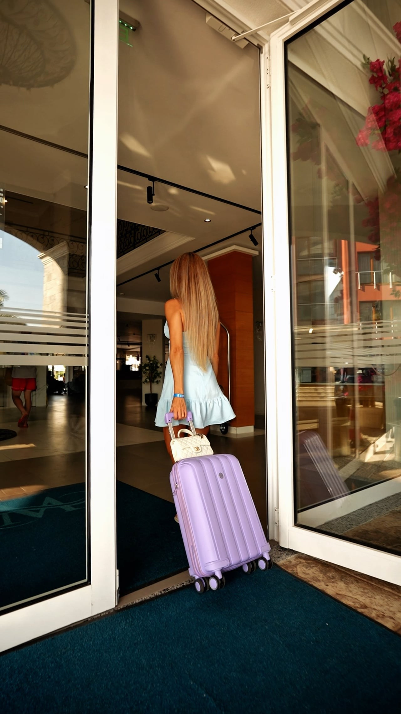 Hotels. Визуално популяризиране на бизнеса в Бургас, Юлия Начева